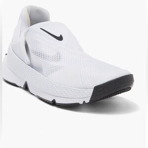 🔥🔥NIKE Go Flyease Slip-On Sneaker (Women)